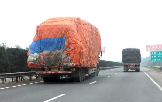超载车4.jpg 超载车4.jpg