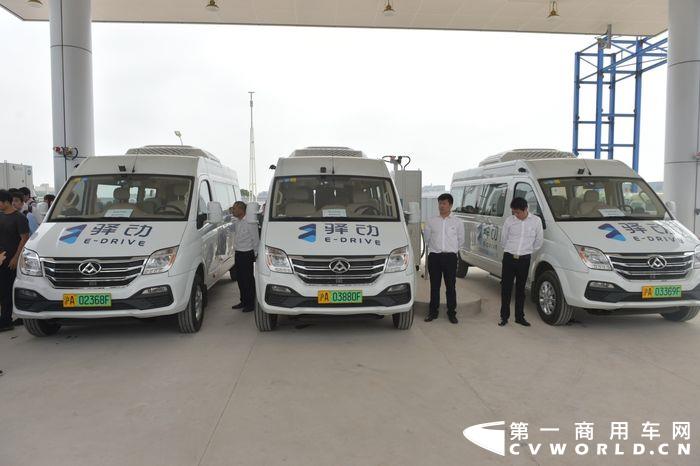 上汽大通MAXUS FCV80燃料电池汽车.jpg 上汽大通MAXUS FCV80燃料电池汽车.jpg