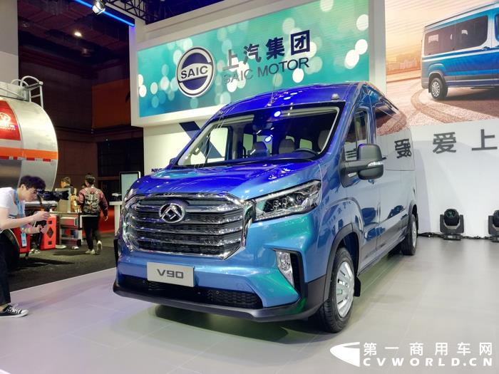上汽大通V90全领域智能宽体轻客.jpg 上汽大通V90全领域智能宽体轻客.jpg
