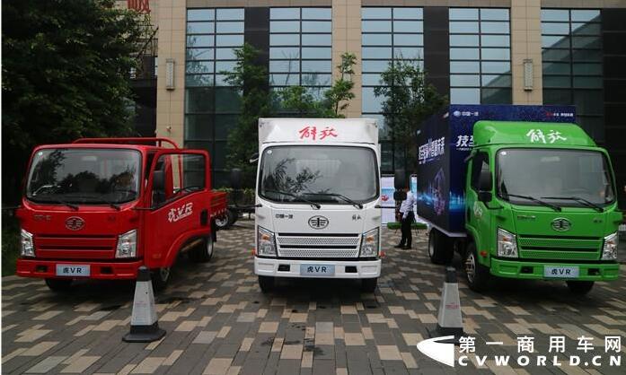 解放2.jpg 解放2.jpg