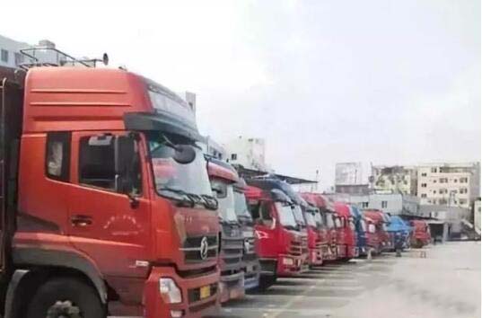 柴油车1.jpg 柴油车1.jpg