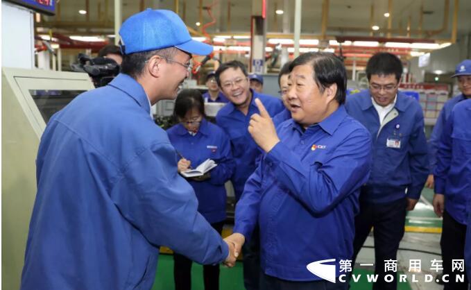 谭旭光3.jpg 谭旭光3.jpg