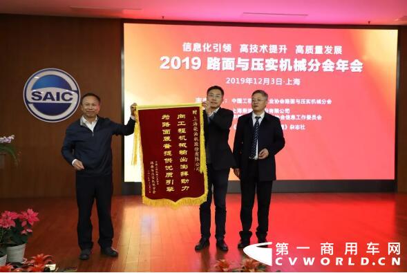 上柴27.jpg 上柴27.jpg