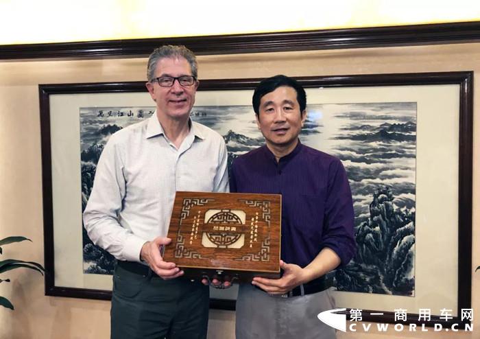 微信图片_20191219101154_副本.jpg 微信图片_20191219101154_副本.jpg