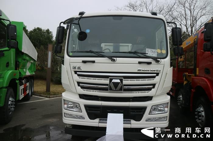 国六公路自卸车1.jpg 国六公路自卸车1.jpg