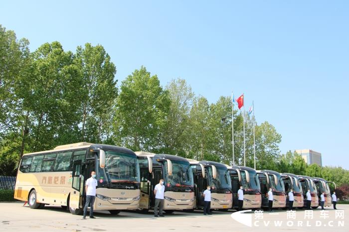 即将交付的车辆 (3).jpg 即将交付的车辆 (3).jpg