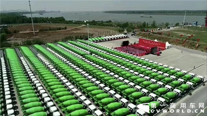 华菱搅拌车03.jpg
