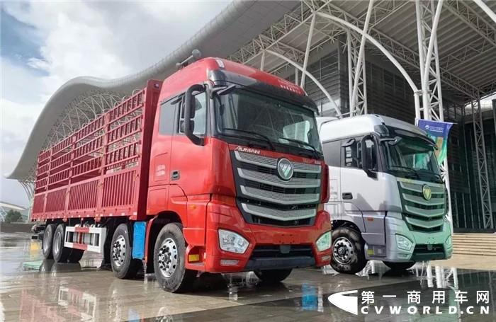 欧曼自动挡载货车02.jpg