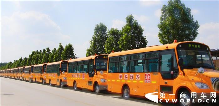 中通08.jpg