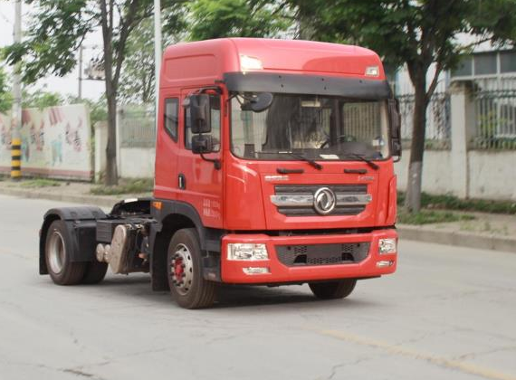 牵引车5.png 牵引车5.png