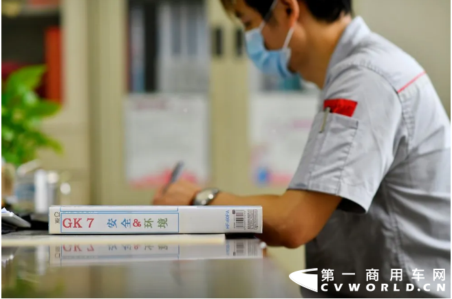 东风12.png 东风12.png