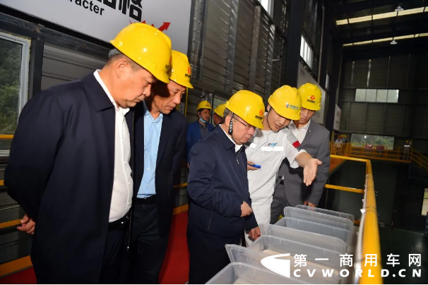 东风商用车2.png 东风商用车2.png