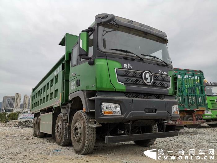 陕汽德龙X3000自卸车.jpg 陕汽德龙X3000自卸车.jpg