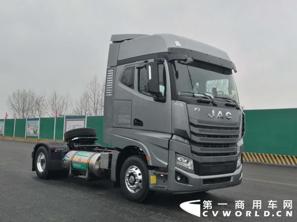 牵引车7.png 牵引车7.png
