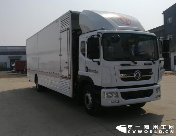 燃料电池保温车1.jpg 燃料电池保温车1.jpg