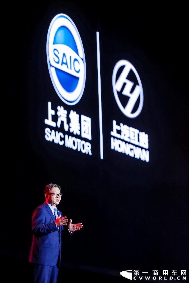 上汽红岩总经理楼建平阐述全新品牌战略.jpg 上汽红岩总经理楼建平阐述全新品牌战略.jpg