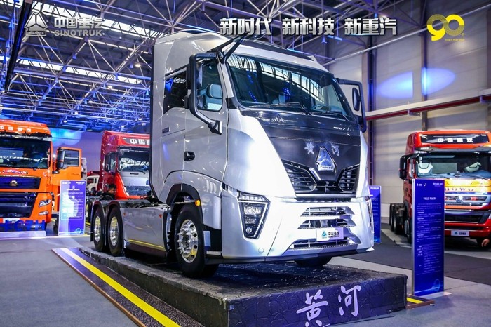 现场展车3.jpg 现场展车3.jpg