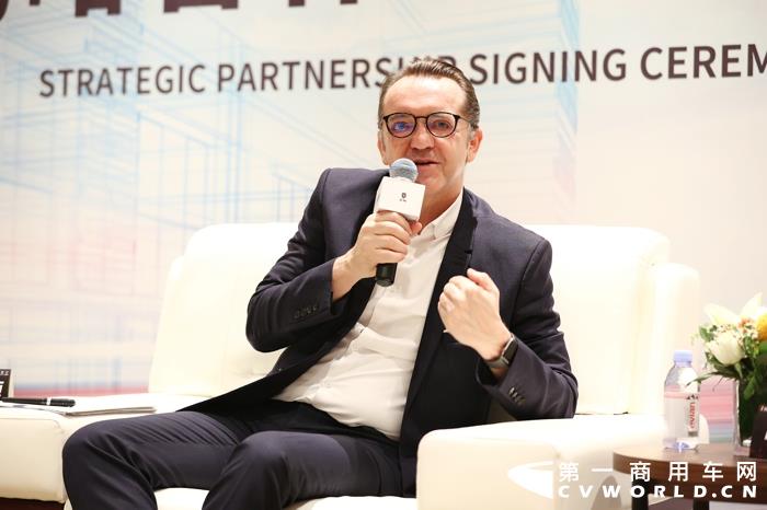 华晨雷诺金杯CEO施戈迈.jpg 华晨雷诺金杯CEO施戈迈.jpg