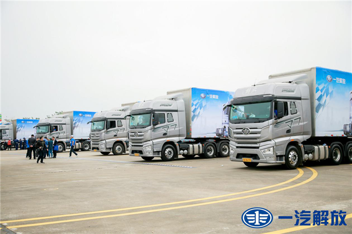J7、JH6两大组别开启激情赛道.png J7、JH6两大组别开启激情赛道.png