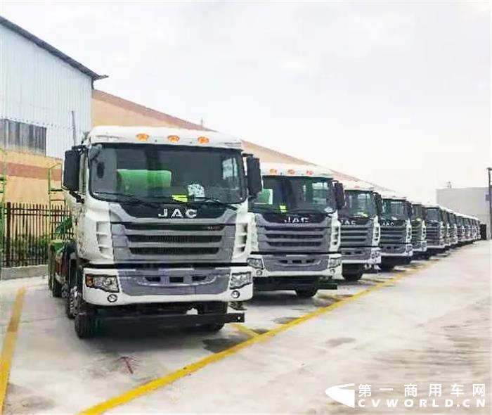 江淮格尔发搅拌车01.jpg