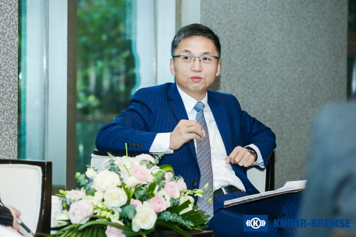 克诺尔徐保平.JPG 克诺尔徐保平.JPG