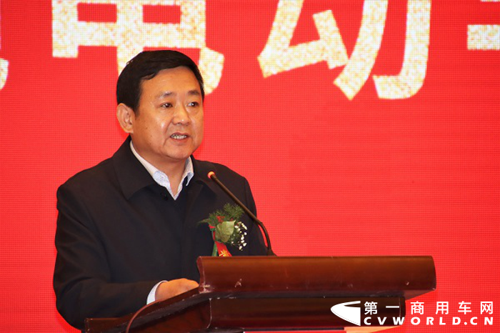 批量交付纯电动牵引车 开沃新能源助力鄂尔多斯绿色建设3.png 批量交付纯电动牵引车 开沃新能源助力鄂尔多斯绿色建设3.png