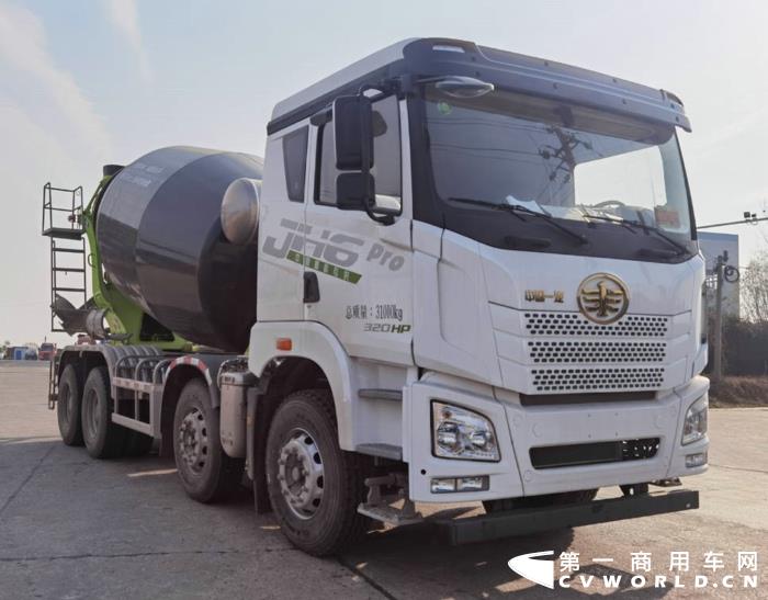 混凝土搅拌运输车CA5310GJBP27K2L1T4S2E6A81(青岛)1.jpg 混凝土搅拌运输车CA5310GJBP27K2L1T4S2E6A81(青岛)1.jpg