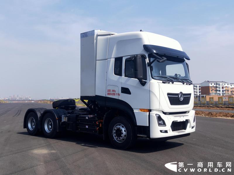 东风燃料电池半挂牵引车.jpg 东风燃料电池半挂牵引车.jpg