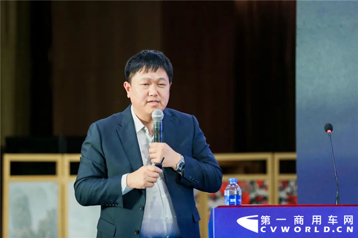 西安蜗牛旅行汽车服务有限公司董事长李晓东_副本.png 西安蜗牛旅行汽车服务有限公司董事长李晓东_副本.png