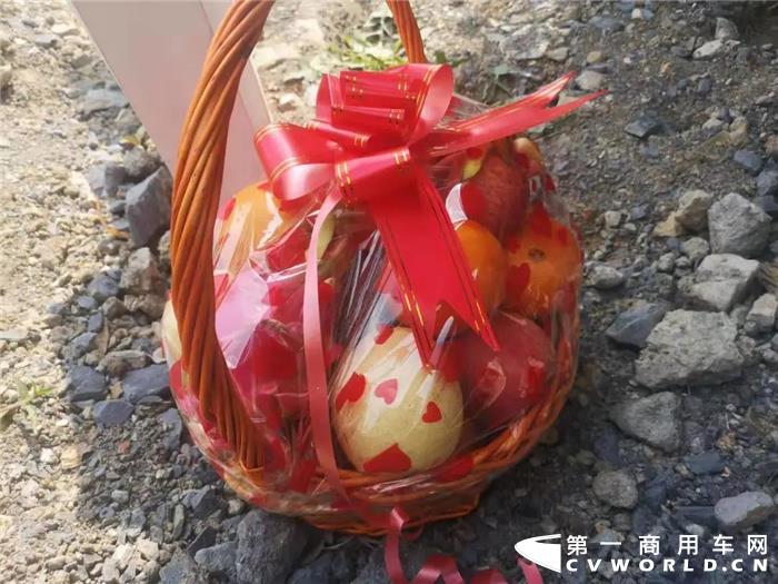 陕汽重卡2.jpg