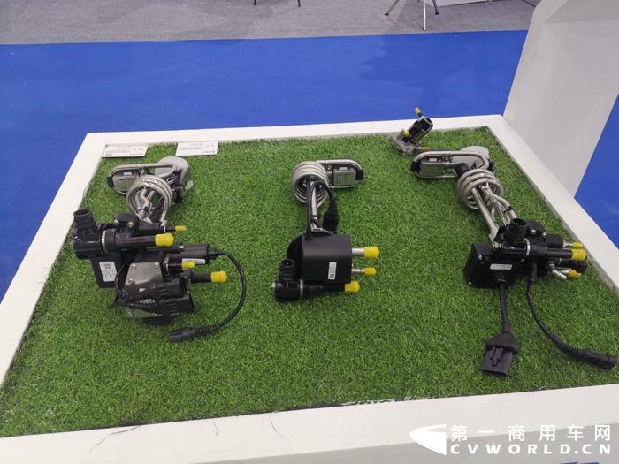 云内动力其他展品.jpg 云内动力其他展品.jpg