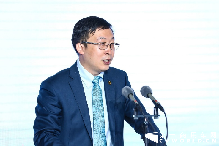 福田戴姆勒汽车梅赛德斯-奔驰重卡4.png 福田戴姆勒汽车梅赛德斯-奔驰重卡4.png