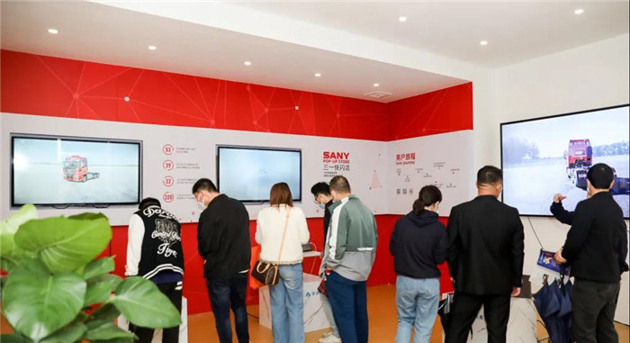 “三一快闪店”首次亮相+国六江山展出15.jpg “三一快闪店”首次亮相+国六江山展出15.jpg