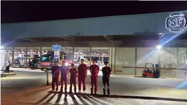 轻卡4.png 轻卡4.png
