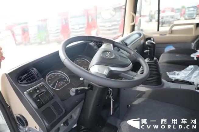 格尔发A5L大单桥快递车8.webp.jpg 格尔发A5L大单桥快递车8.webp.jpg