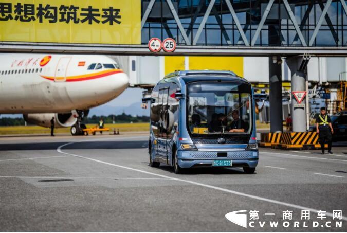 宇通9.jpg 宇通9.jpg
