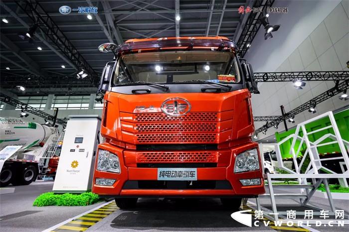 解放纯电动牵引车.jpg 解放纯电动牵引车.jpg