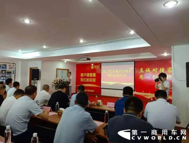 重汽12.jpg 重汽12.jpg