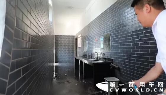 中车电动“突击队”赴河南助力灾后重建6.jpg 中车电动“突击队”赴河南助力灾后重建6.jpg