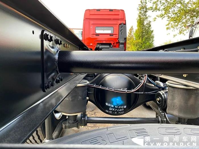 JH6 国六冷藏车1.webp.jpg JH6 国六冷藏车1.webp.jpg