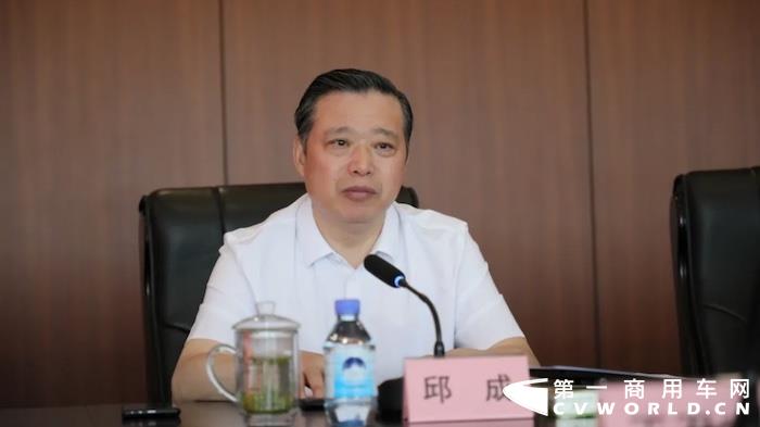 徐工5.jpg 徐工5.jpg