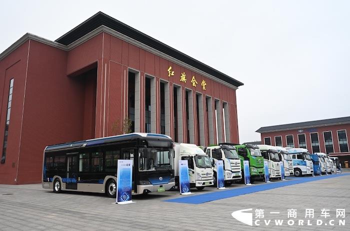 解放4.jpg 解放4.jpg