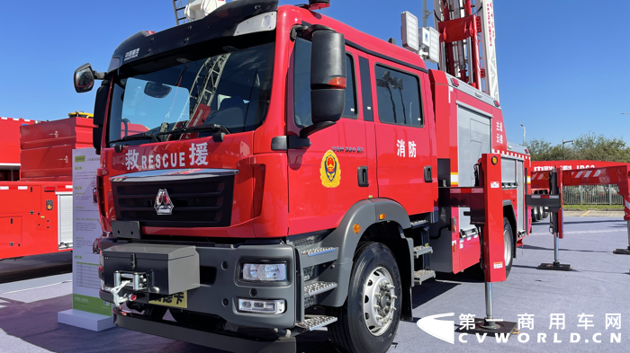 汕德卡C5H 25米城市主站云梯消防车.png 汕德卡C5H 25米城市主站云梯消防车.png