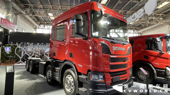 斯堪尼亚R650 8X4水罐车.png 斯堪尼亚R650 8X4水罐车.png
