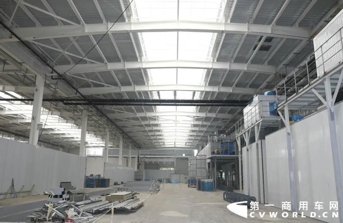 超级工厂10.webp.jpg 超级工厂10.webp.jpg