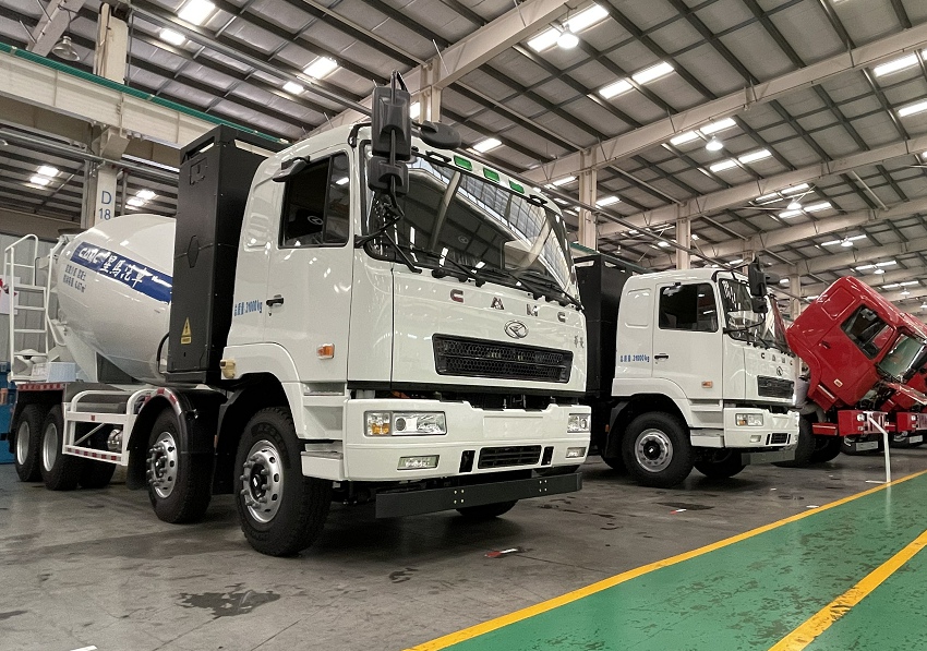 星马纯电动搅拌车.jpg 星马纯电动搅拌车.jpg