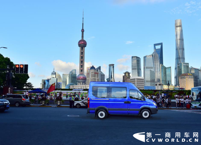 沿着高速看中国,与南京依维柯一起见证崛起6.png 沿着高速看中国,与南京依维柯一起见证崛起6.png