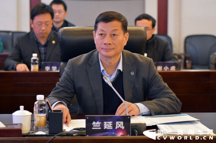 东风2.png 东风2.png