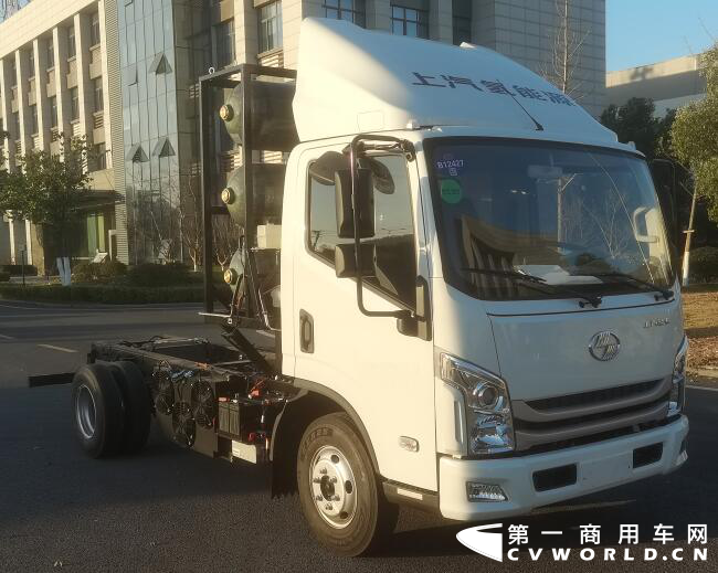 跃进.png 跃进.png