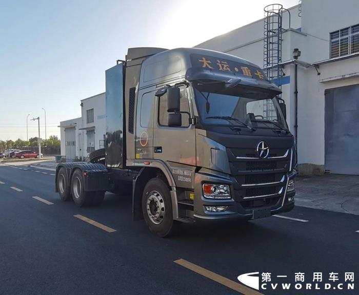 大运纯电动牵引车.jpg 大运纯电动牵引车.jpg